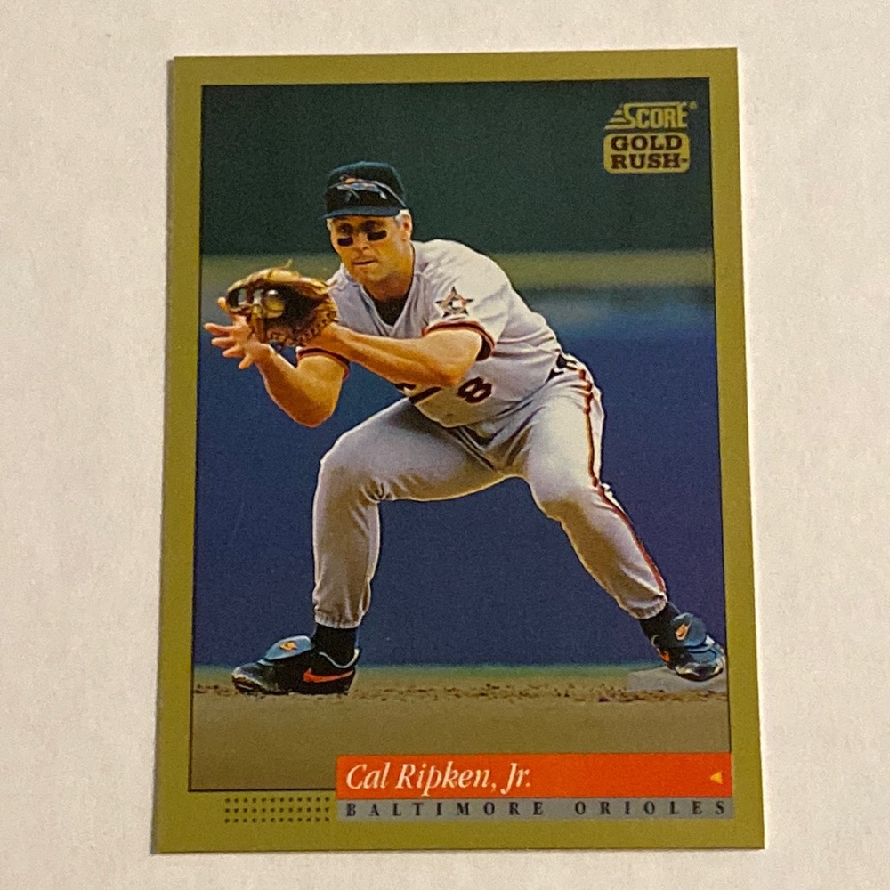 Cal Ripken, Jr. Gold Rush score.. card number 85 Baseball Card vintage